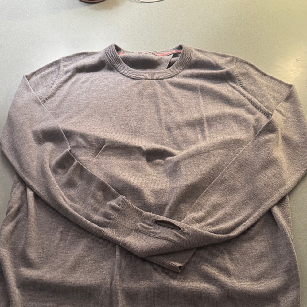 Women’s Open Back Gray Wool Sweater